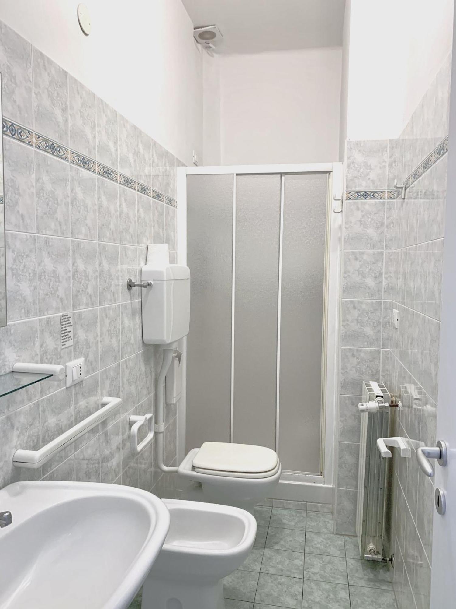 Hotel Villa Chiara Finale Ligure Exterior foto